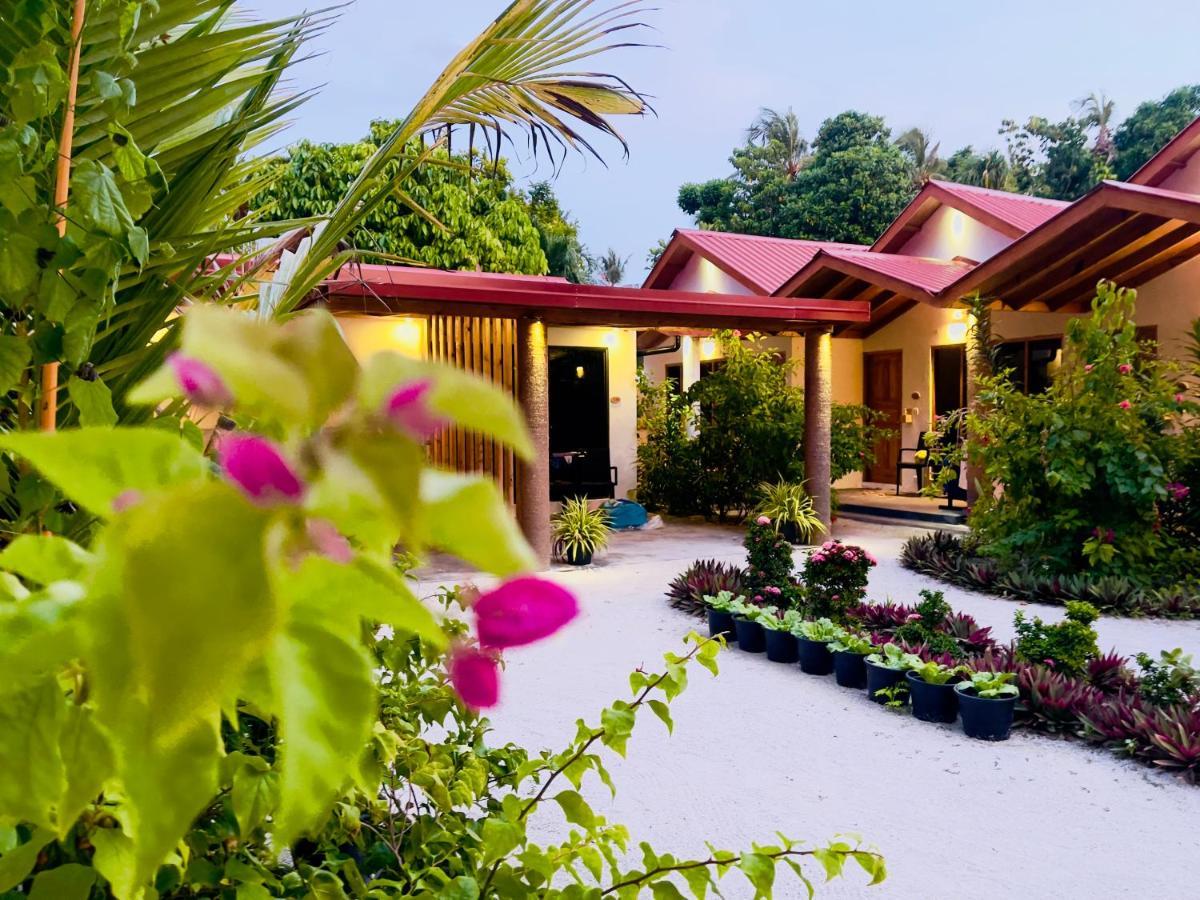 Thoddoo Beach Holiday ภายนอก รูปภาพ